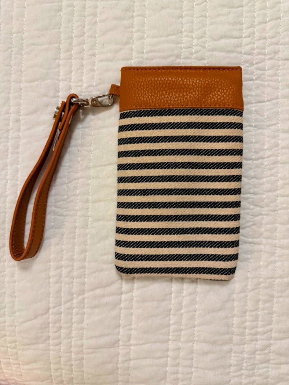 Retired Thirty One Eyeglass Case with Key Fob New Tan Stripe Pinch Top